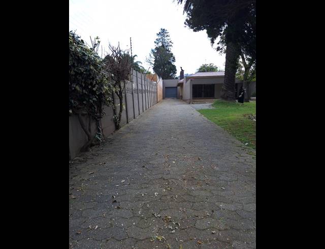 3 BEDROOM HOUSE FOR SALE IN ROOSEVELT PARK